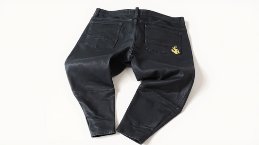 “Sui generis” Wax Denim